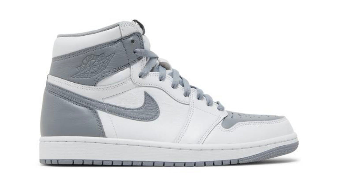 Air Jordan 1 Retro High OG 'Stealth'