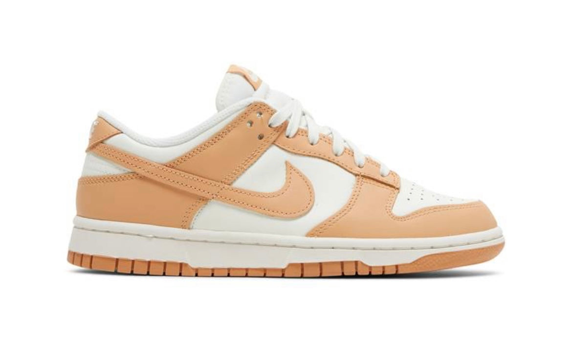 Wmns Dunk Low 'Harvest Moon'