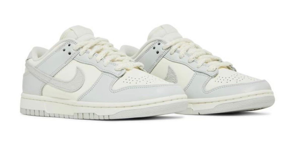 Wmns Dunk Low 'Needlework'