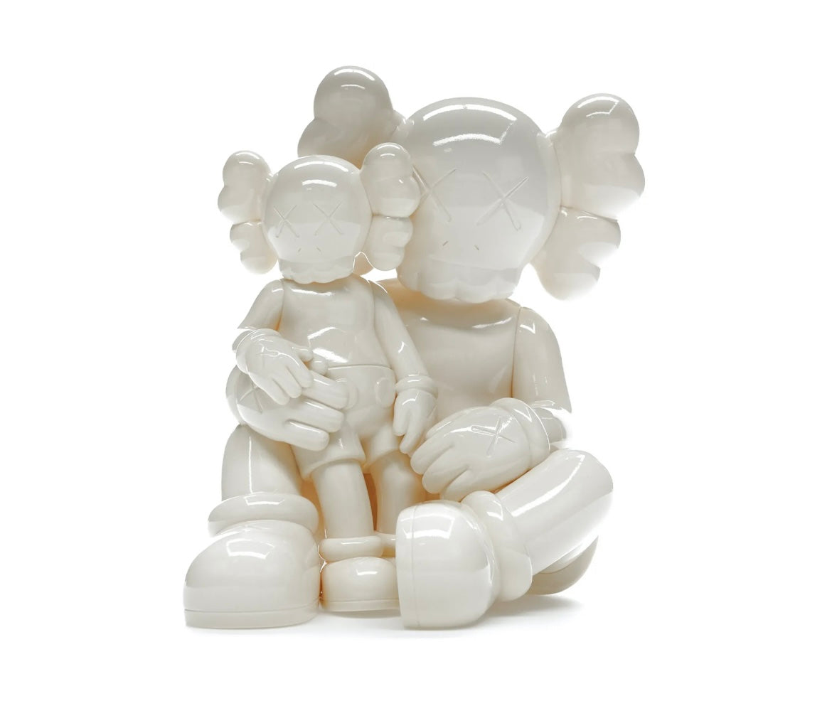 KAWS Holiday Changbai Mountain
Vinyl Figure