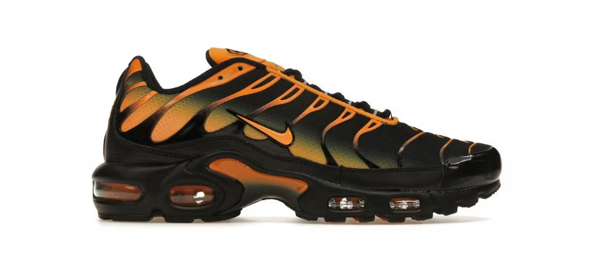 Nike Air Max Plus
Black Sundial